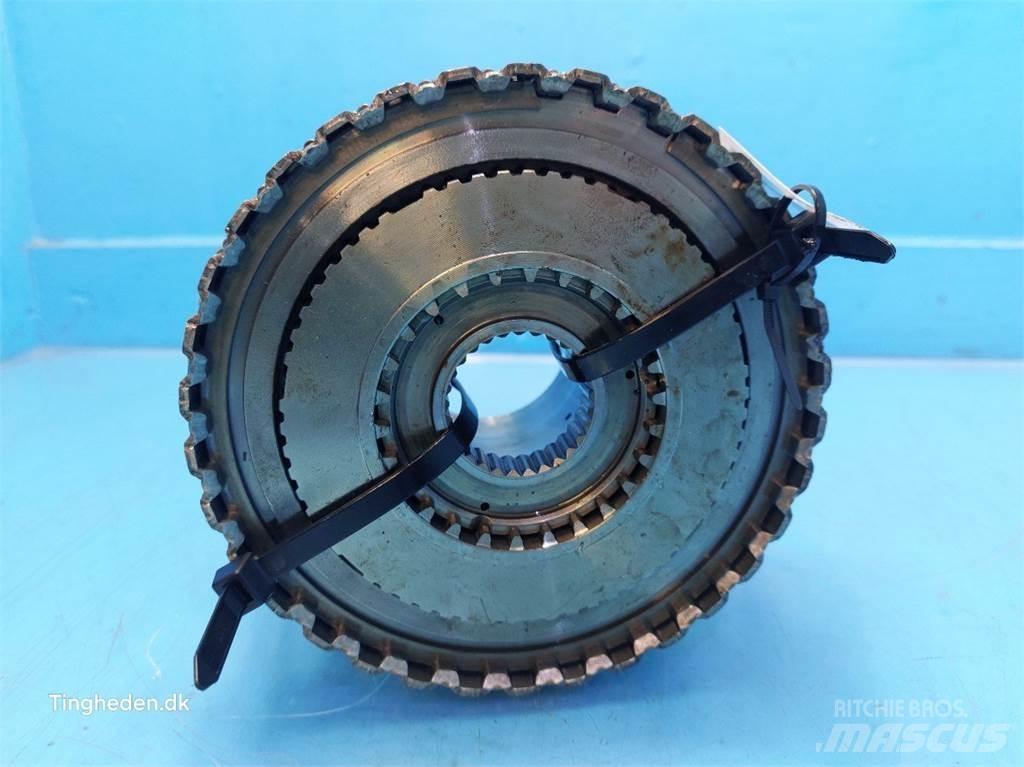 New Holland 6640 Коробка передач