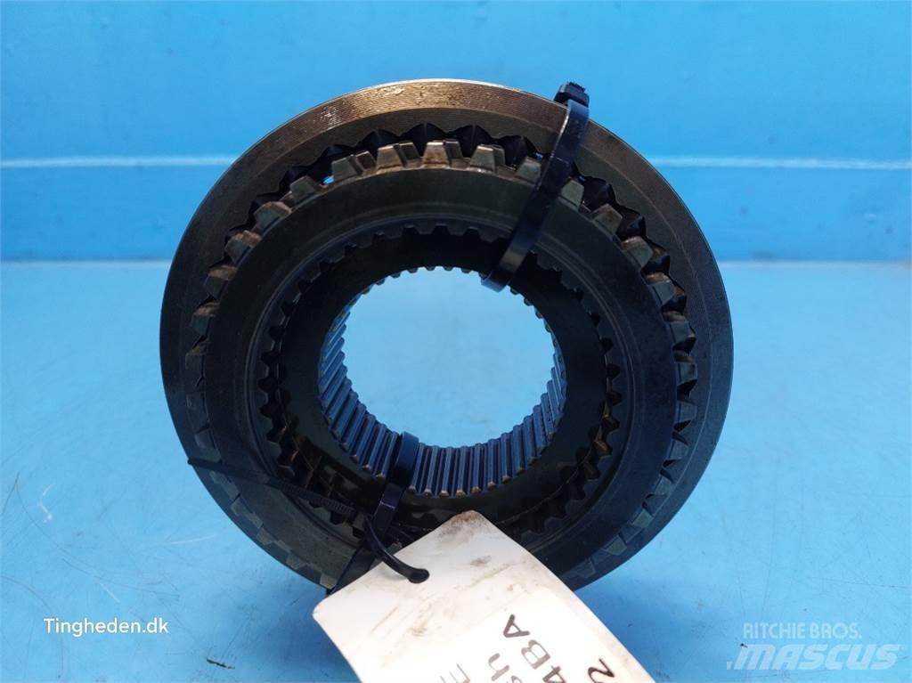 New Holland 6640 Коробка передач