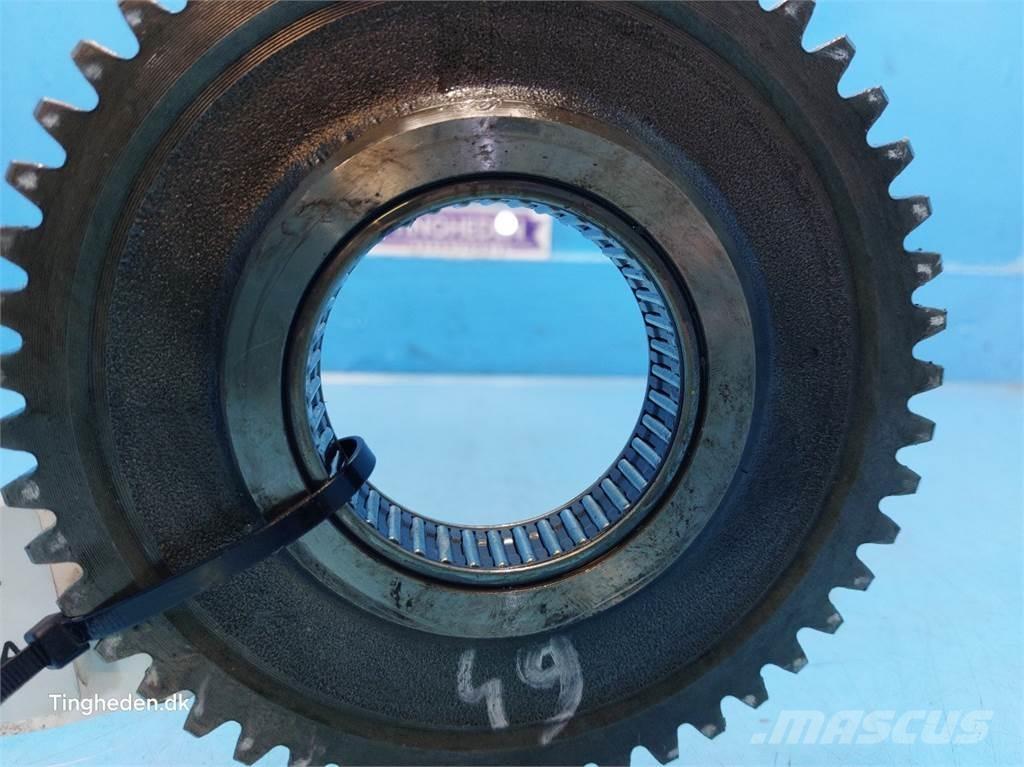 New Holland 6640 Коробка передач