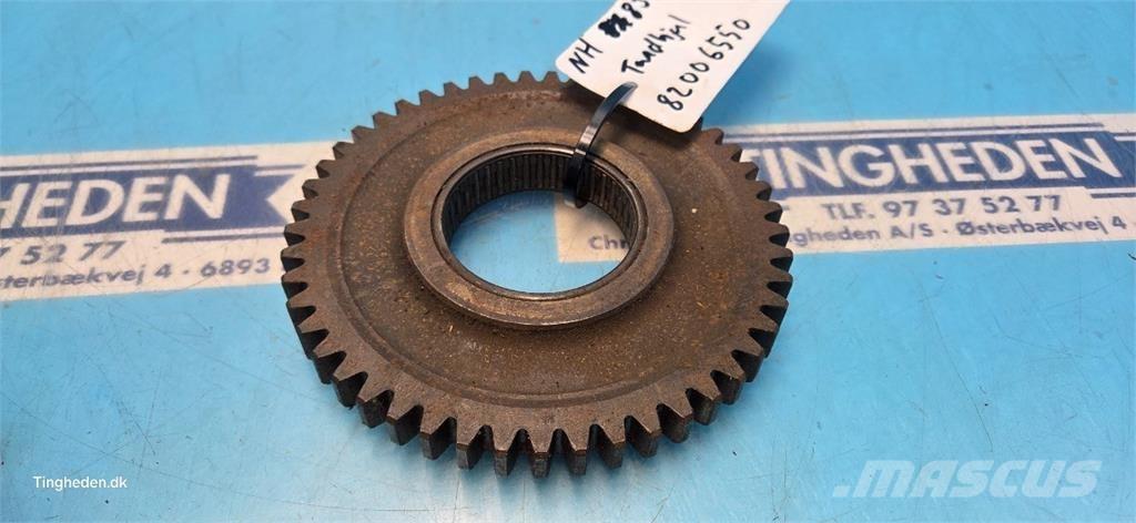 New Holland 8340 Коробка передач