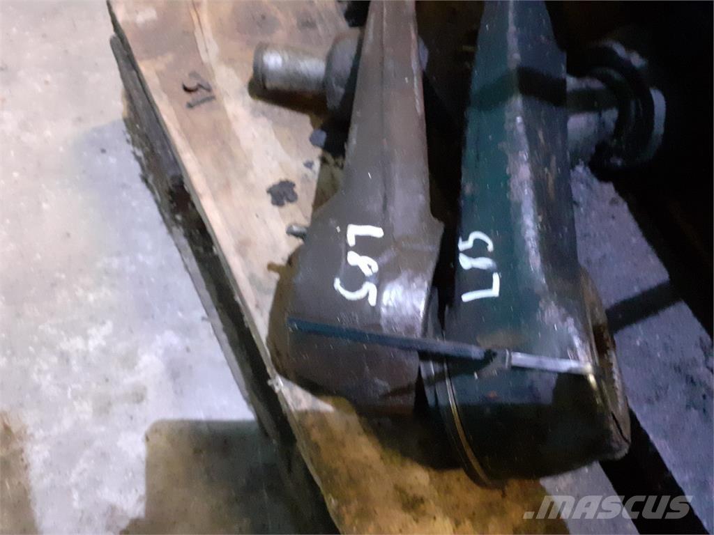 New Holland L85 Коробка передач