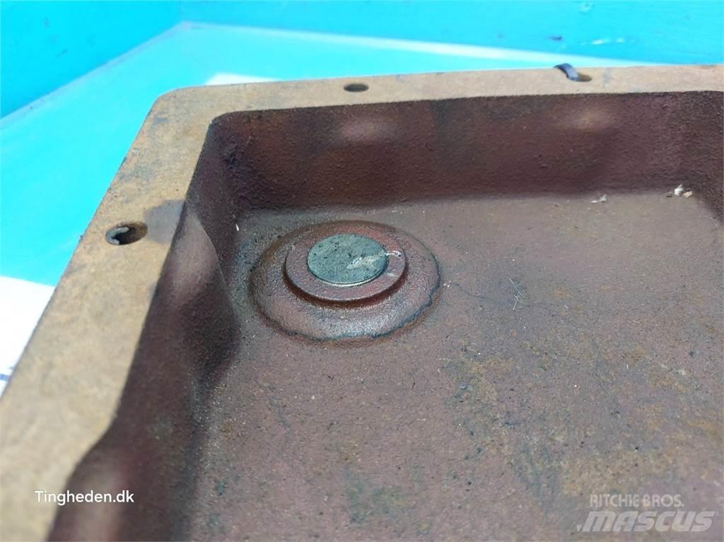 New Holland M160 Коробка передач