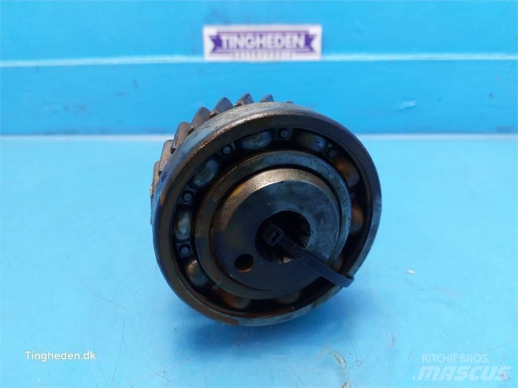 New Holland T6 Коробка передач