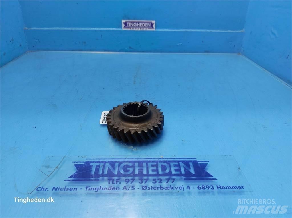 New Holland T6 Коробка передач