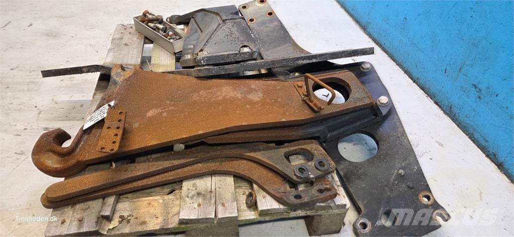 New Holland T6 Запчастини та додаткове обладнання для фронтальних навантажувачів