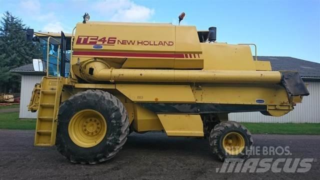 New Holland TF46 Зернозбиральні комбайни