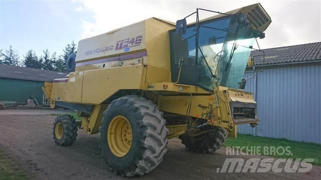 New Holland TF46 Зернозбиральні комбайни