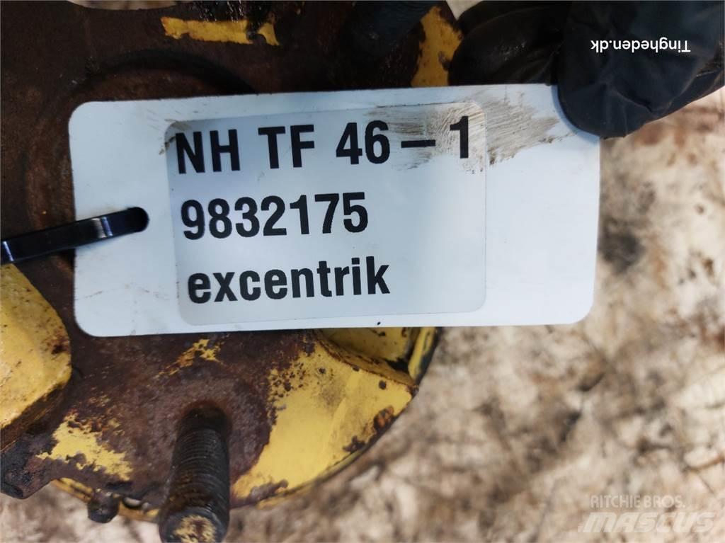 New Holland TF46 Розсіювачі солі та піску