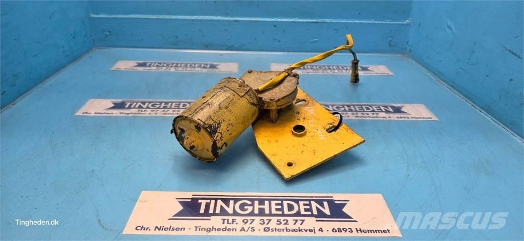 New Holland TX30 Електроніка