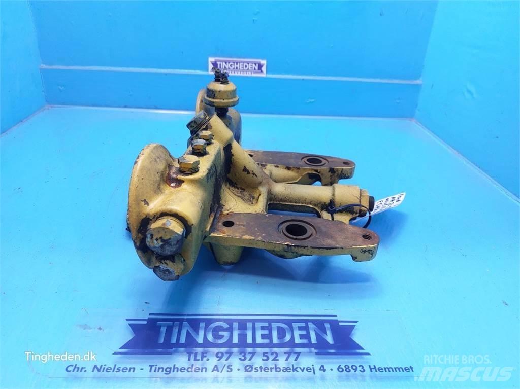 New Holland TX34 Двигуни