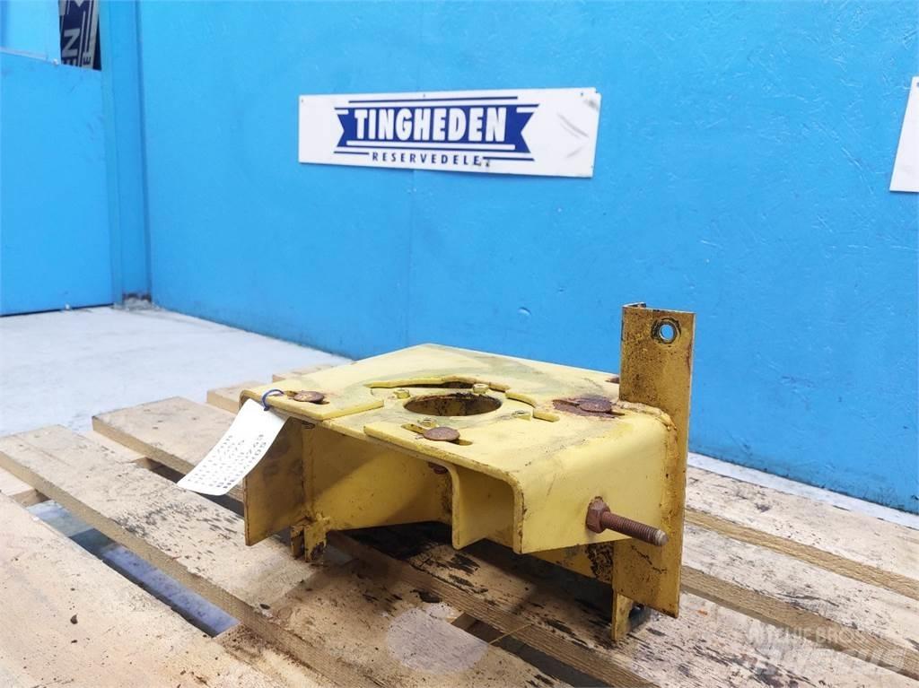 New Holland TX65 Двигуни
