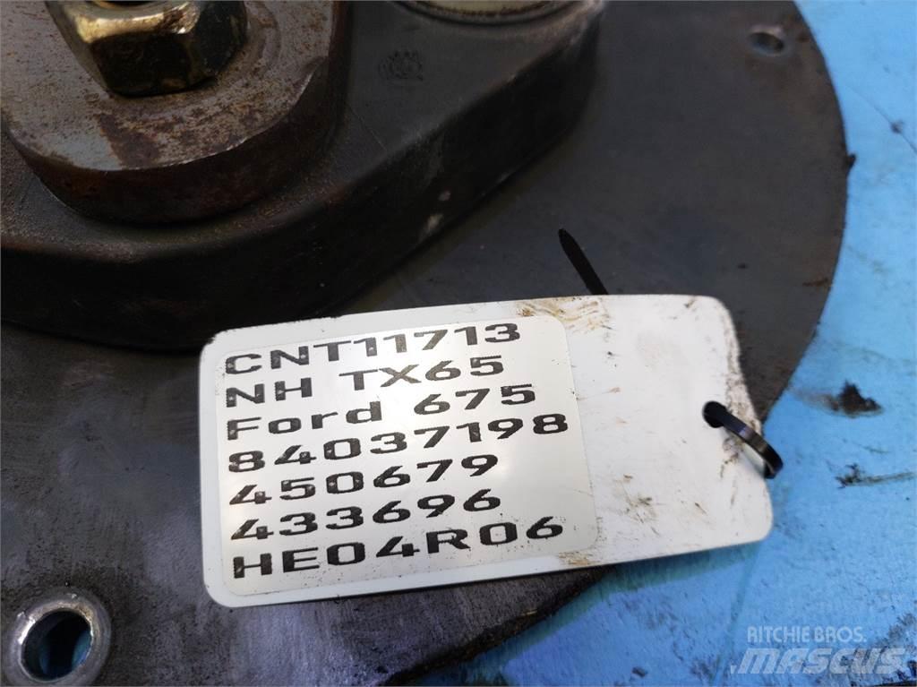 New Holland TX65 Двигуни