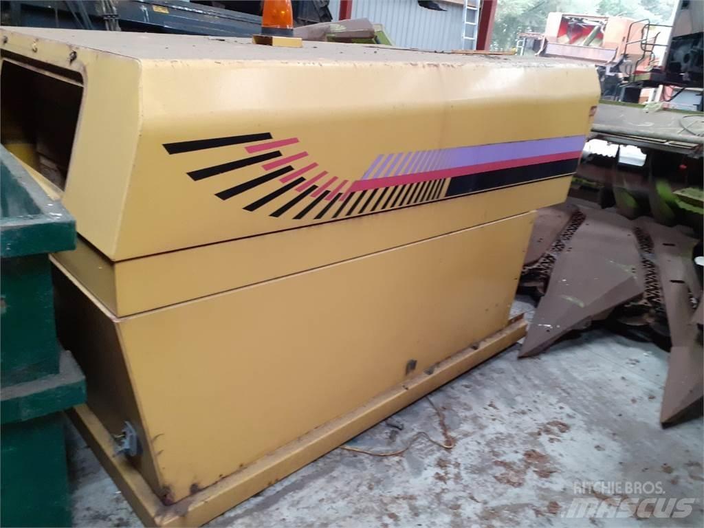 New Holland TX68 Сільгосптехніка - Інші