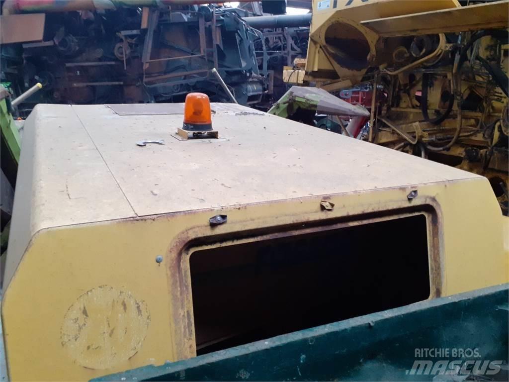 New Holland TX68 Сільгосптехніка - Інші