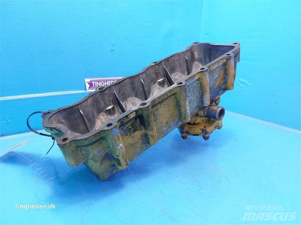 New Holland TX68 Двигуни