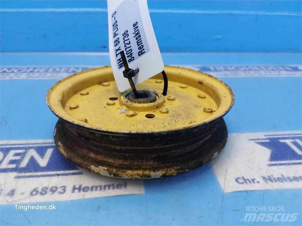 New Holland TX68 Сільгосптехніка - Інші