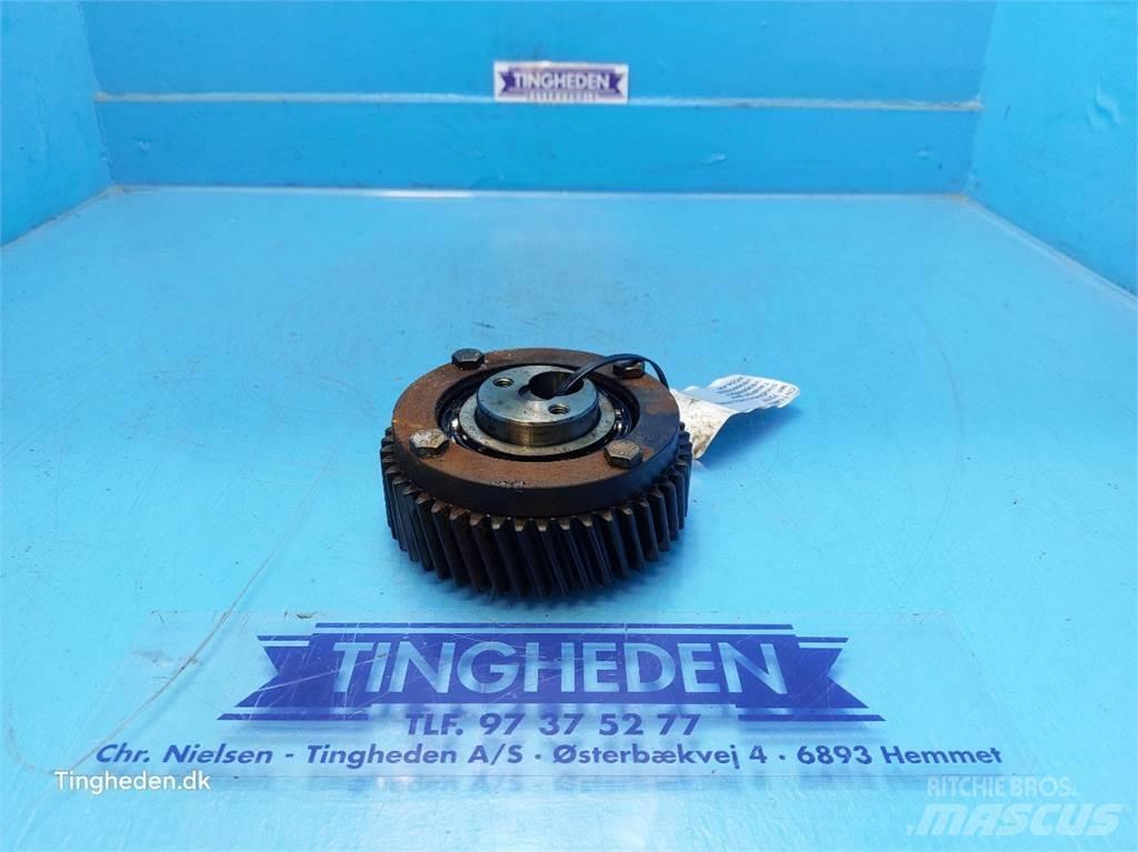  SisuDiesel 645 Двигуни