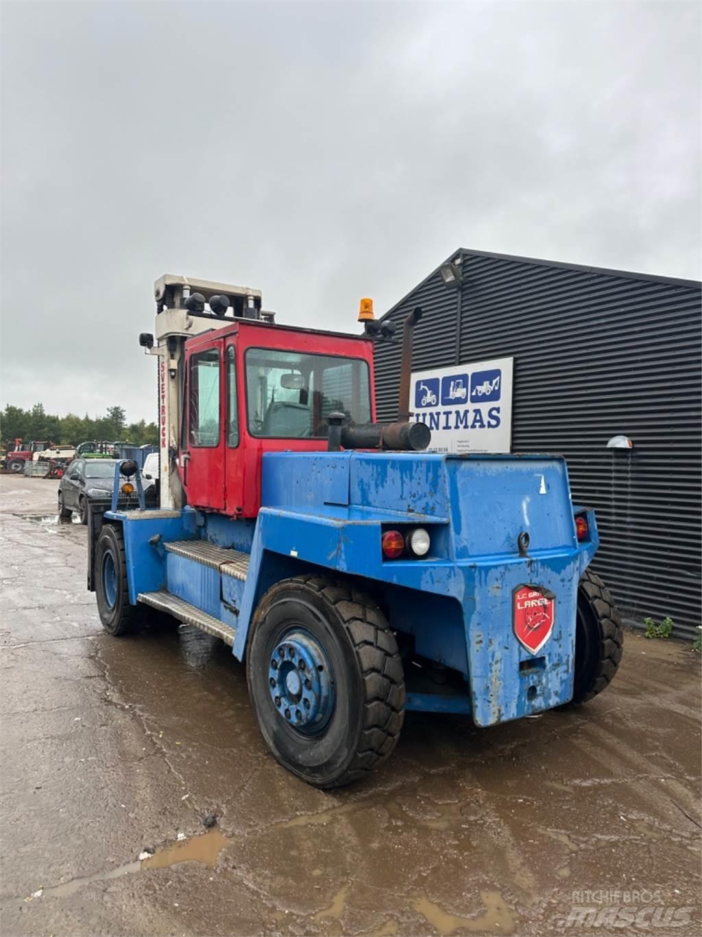 Svetruck 12-1200 Дизельні навантажувачі