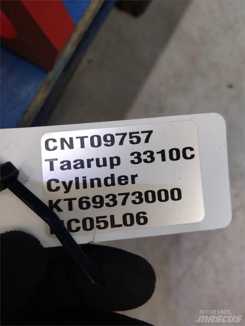 Taarup 3310C Косилки