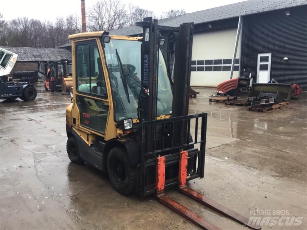TCM FG25 Газові навантажувачі