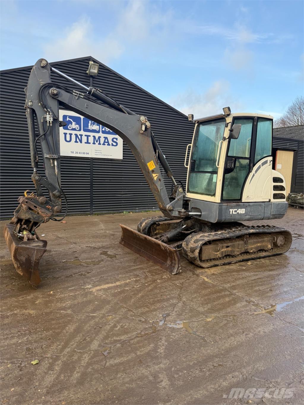 Terex TC48 Міні-екскаватори < 7т