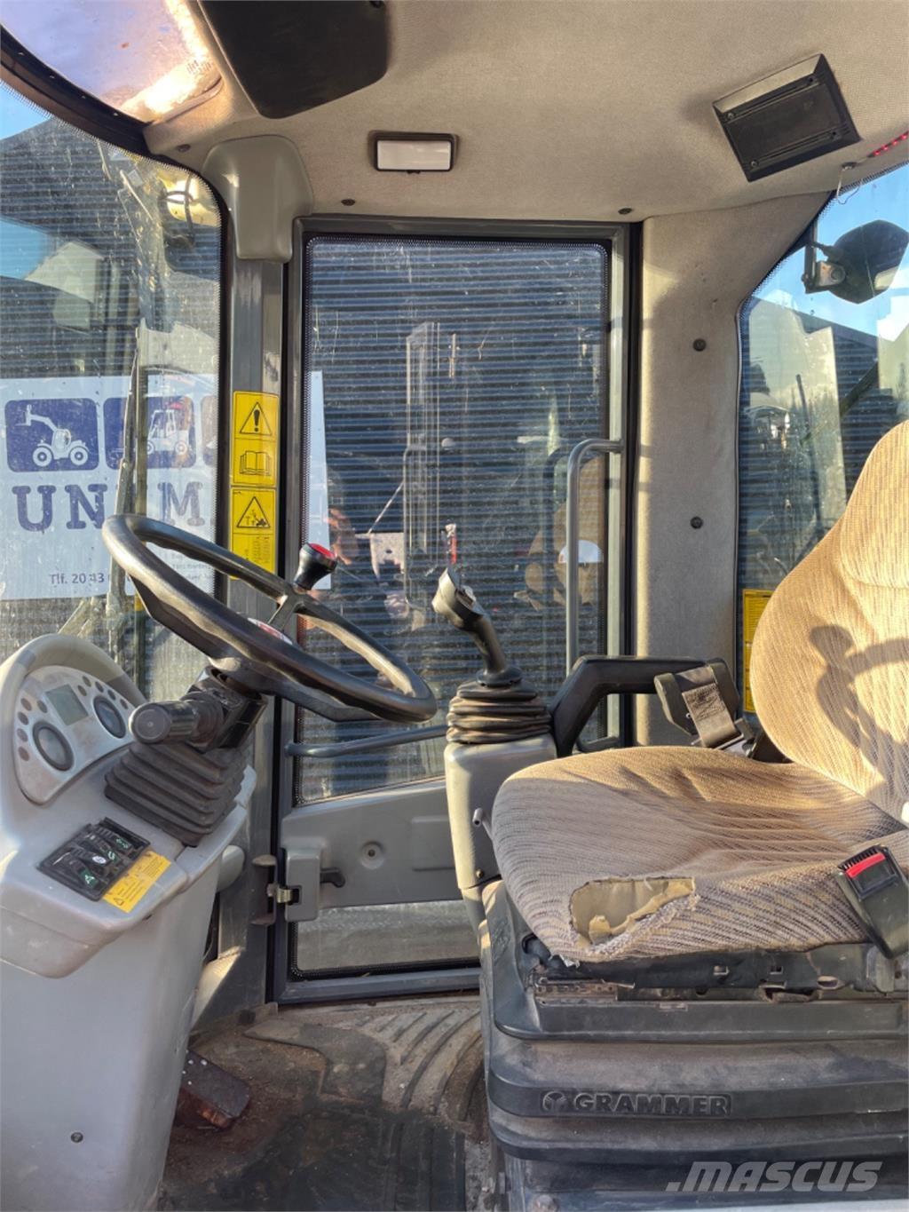 Terex TL120 Фронтальні навантажувачі