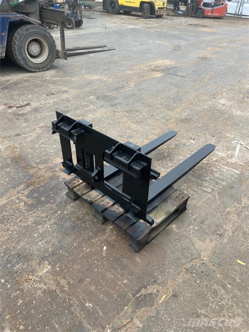 Thaler 2500kg Малі навантажувачі