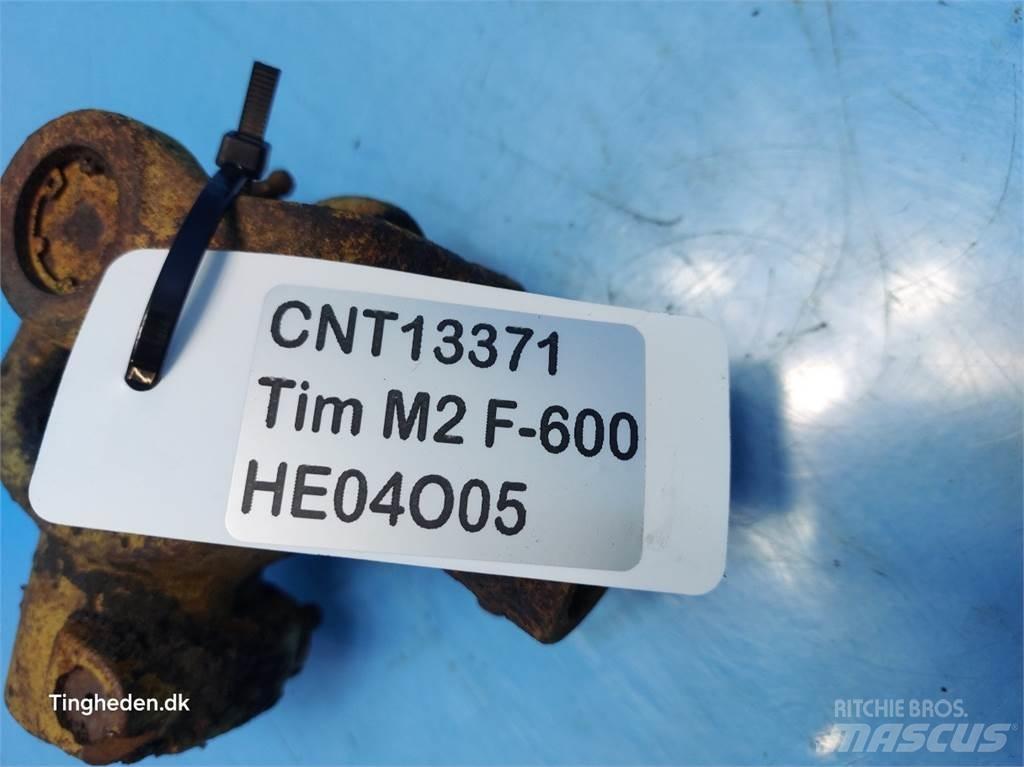 Tim M2 F-600 Бурякозбиральні комбайни