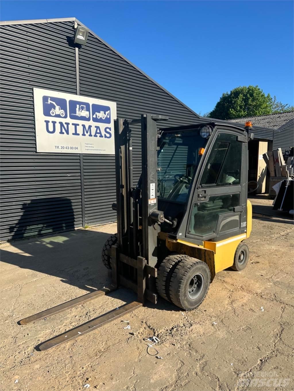 UniCarriers FG15 Газові навантажувачі