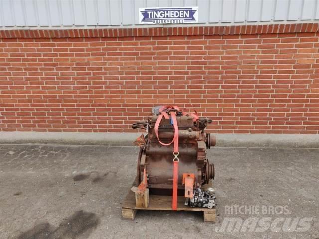 Valmet 311CL Двигуни