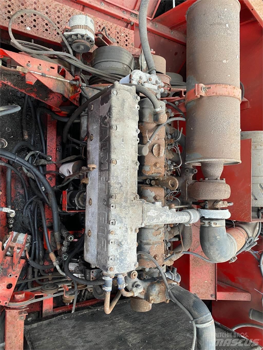 Valmet 612 DSJL Двигуни