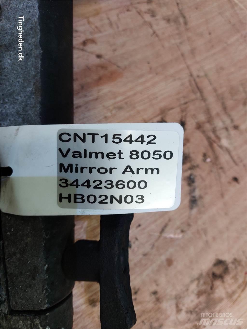 Valmet 8050 Кабіна