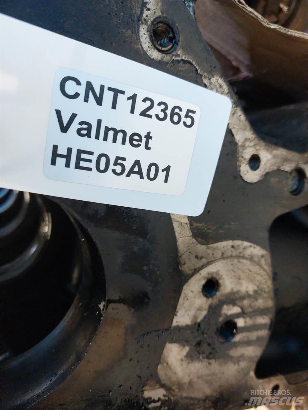Valtra S280 Двигуни