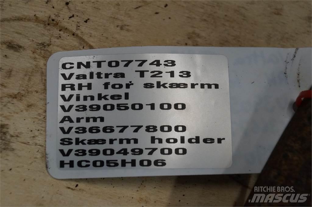 Valtra T213 Інше додаткове обладнання для тракторів