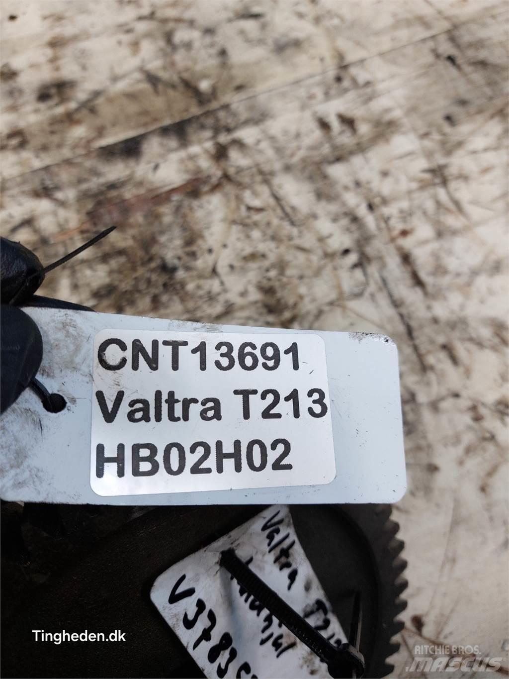 Valtra T213 Коробка передач