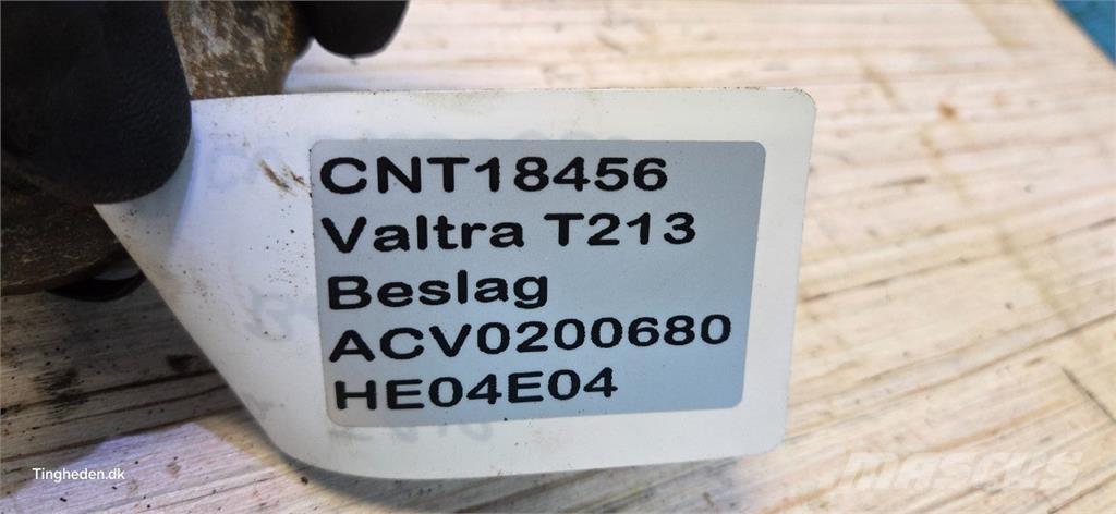 Valtra T213 Інше додаткове обладнання для тракторів