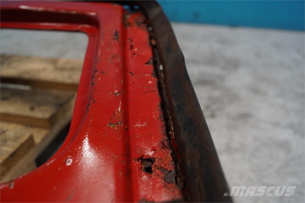 Volvo 650 Кабіна