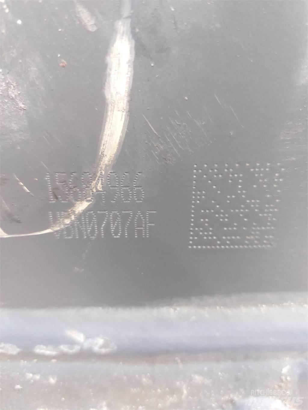 Volvo ECR25D Бони і ковші