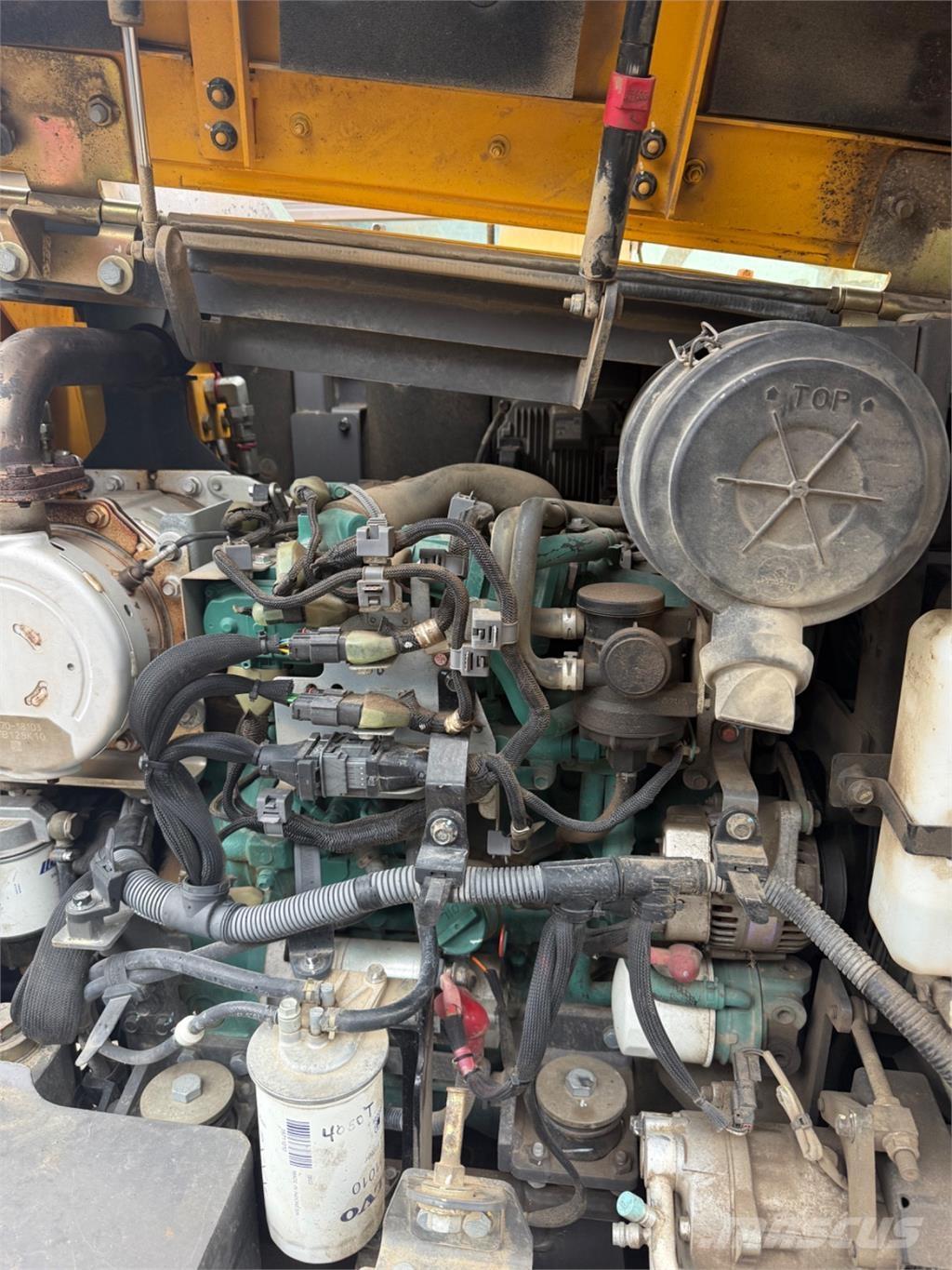 Volvo ECR88D Гусеничні екскаватори