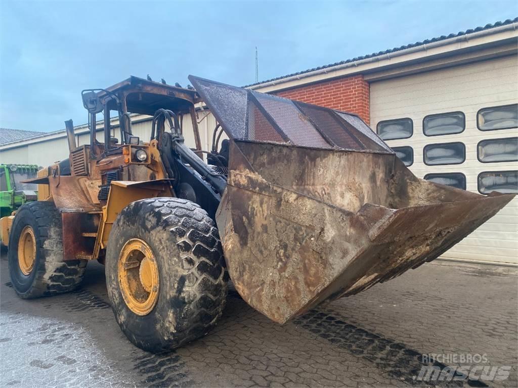 Volvo L120 Фронтальні навантажувачі
