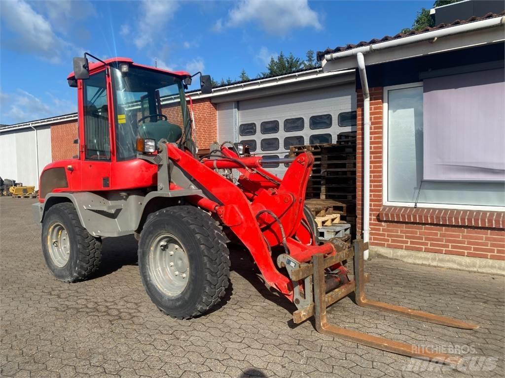 Volvo L30G Фронтальні навантажувачі