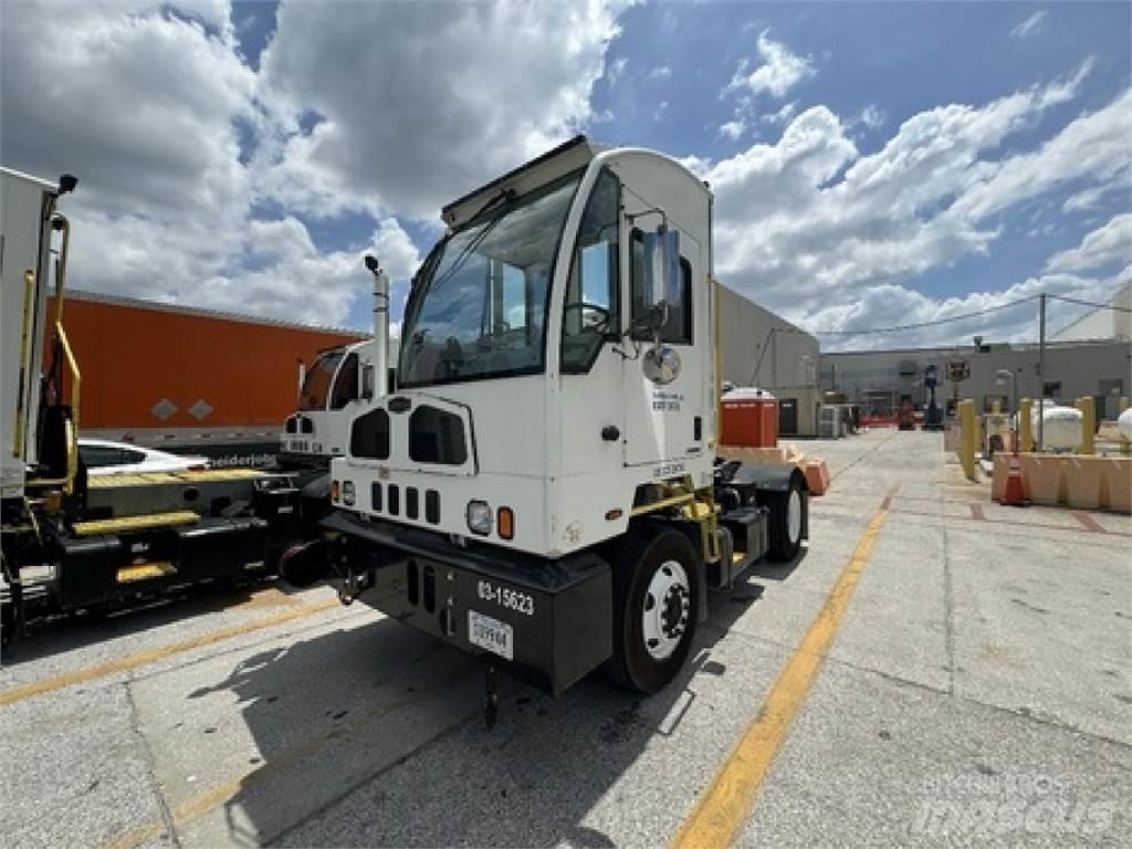Autocar ACTT42 Термінальні трактори