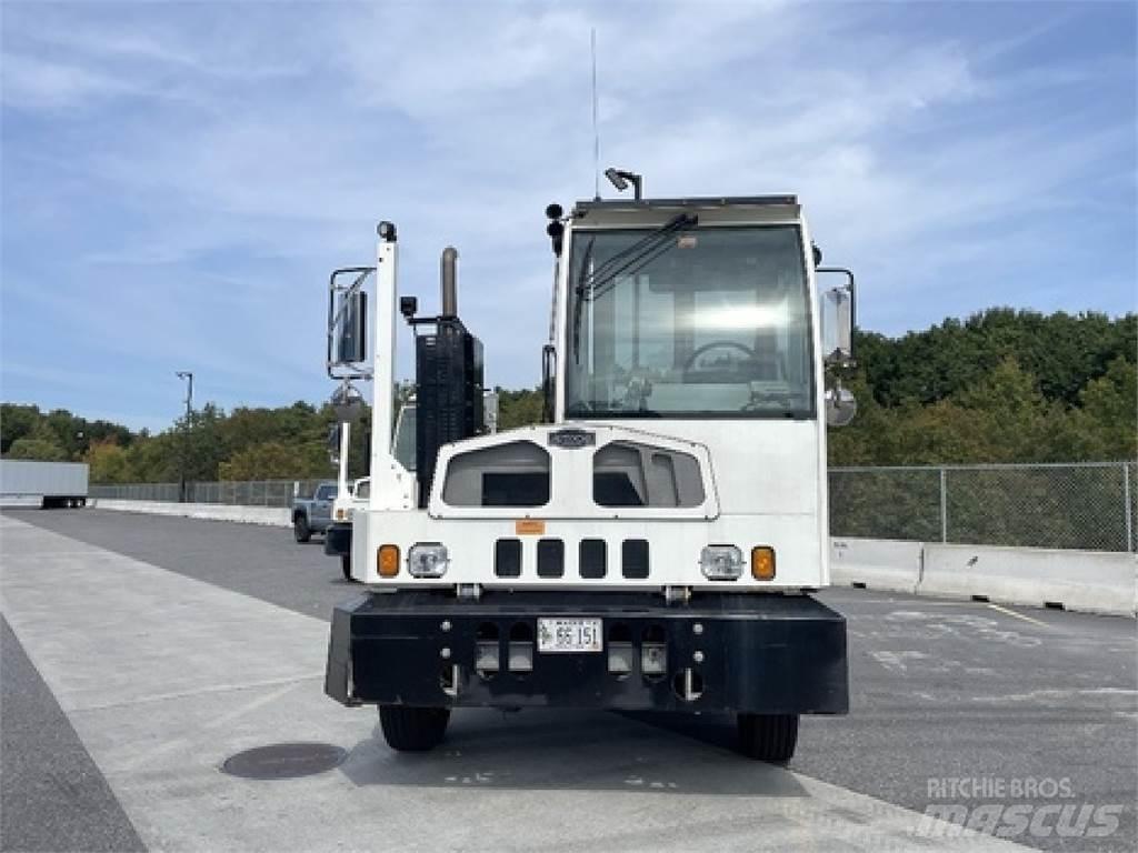 Autocar ACTT64 Термінальні трактори