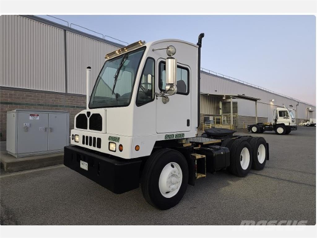 Autocar ACTT64 Термінальні трактори