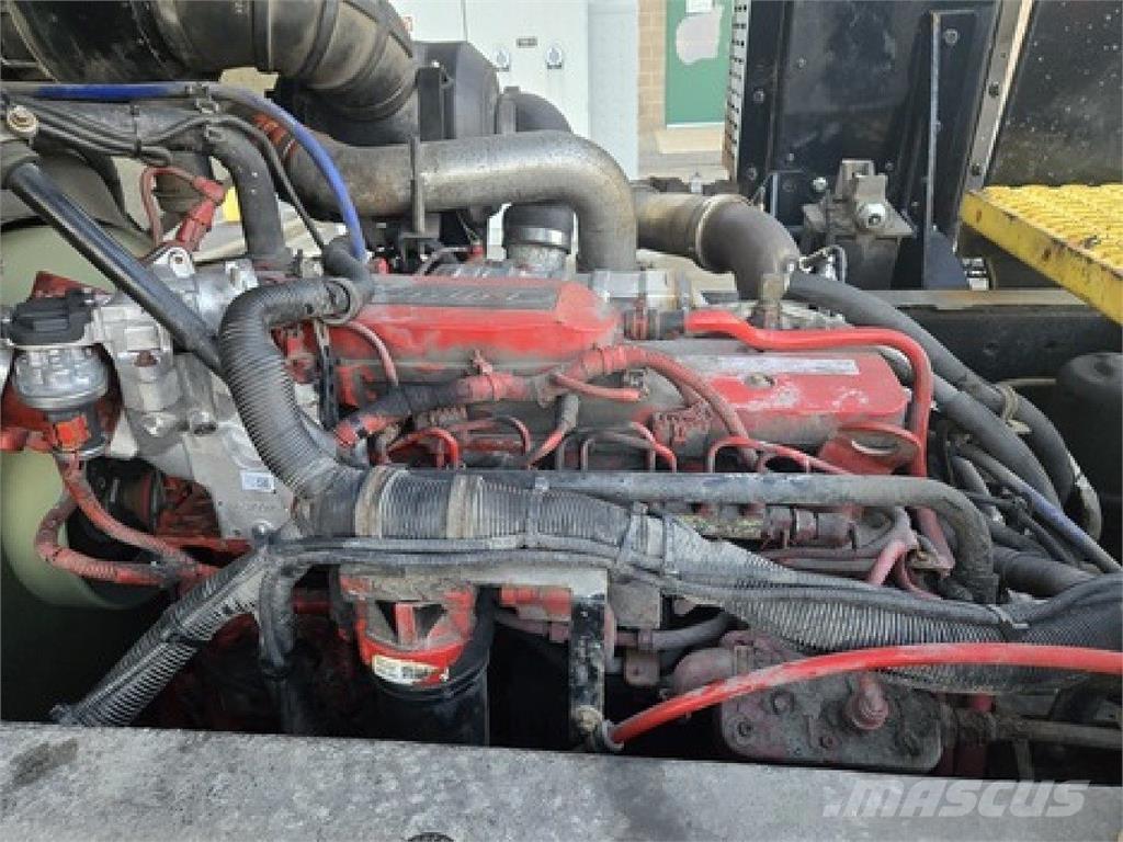 Autocar ACTT64 Термінальні трактори