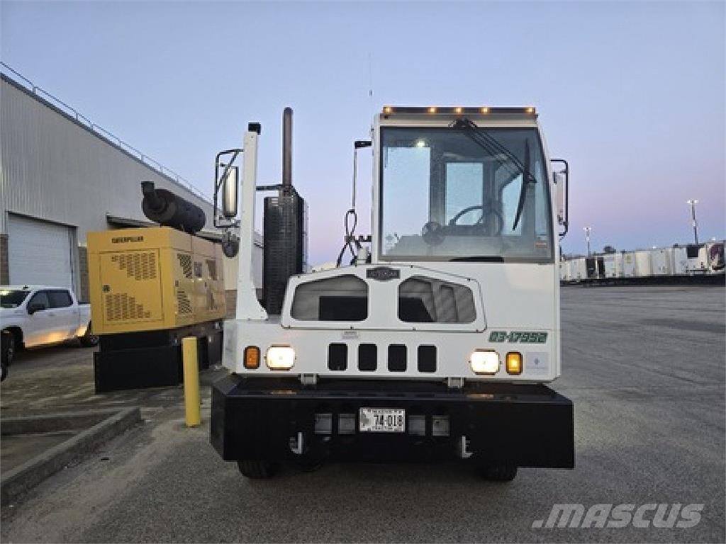 Autocar ACTT64 Термінальні трактори