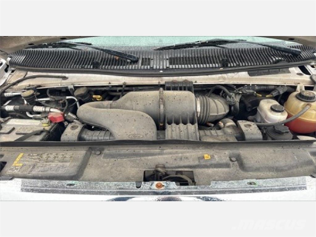 Ford E350 Фургони