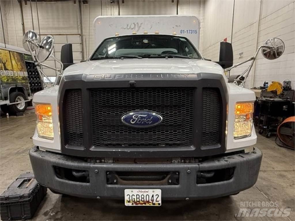 Ford F650 Вантажівки для доставки напоїв