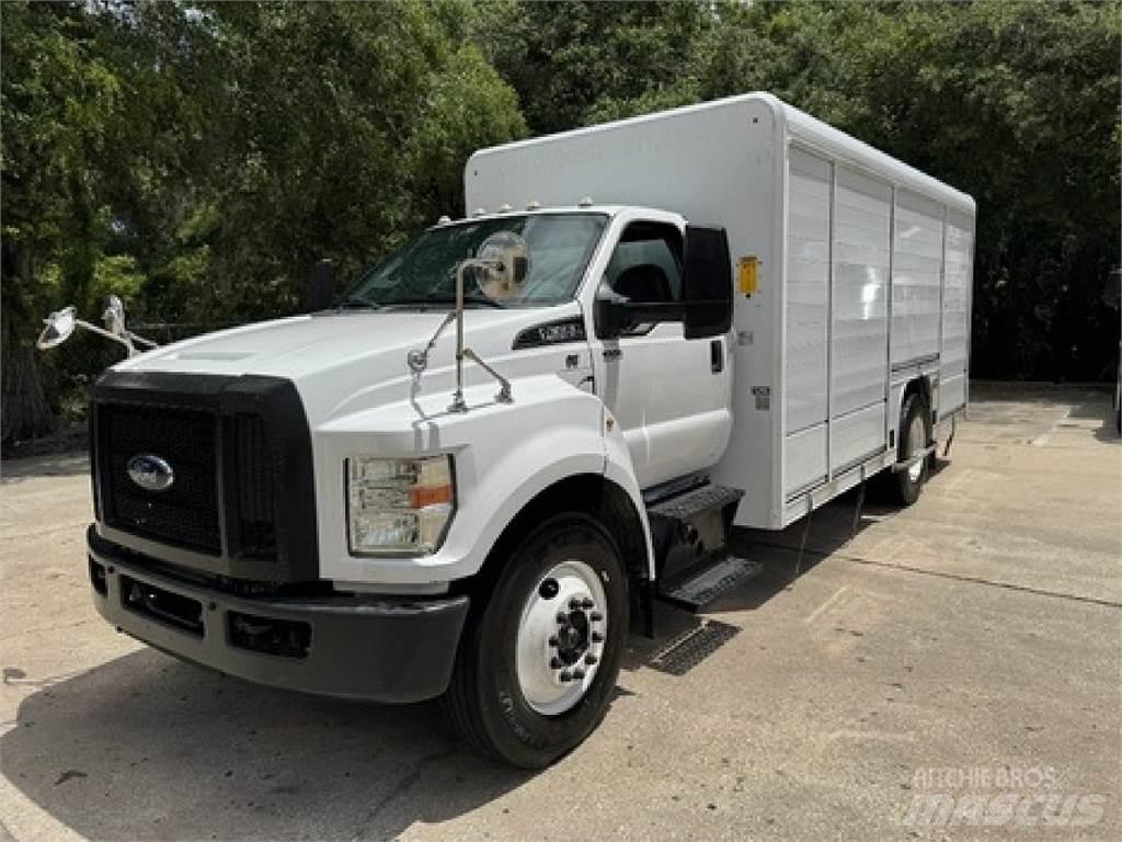 Ford F650 Вантажівки для доставки напоїв