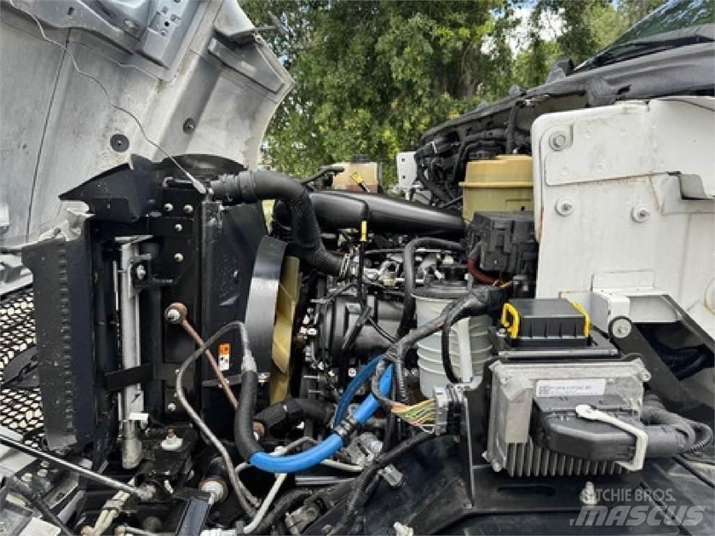 Ford F650 Вантажівки для доставки напоїв